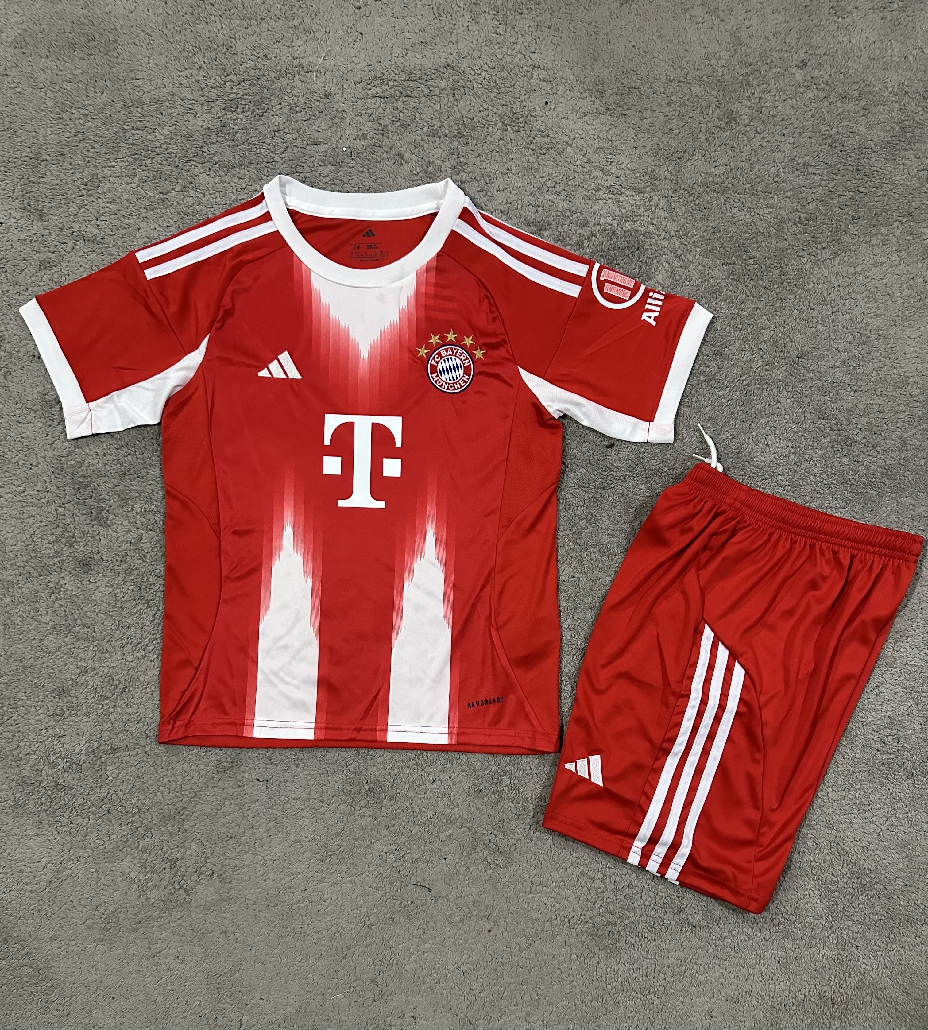 26 Bayern Munich Casa Kit Infantil