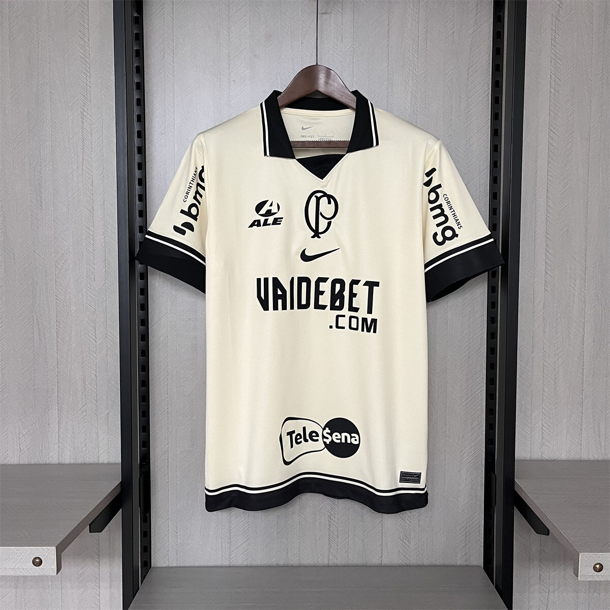 23/24 Corinthians Fora