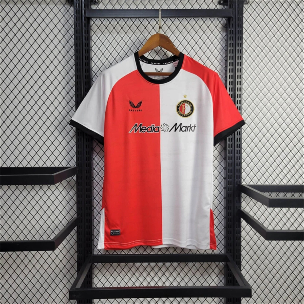 26 Feyenoord Casa